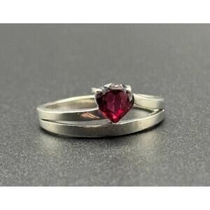 Garnet and Sterling Silver Heart Ring - Size 7